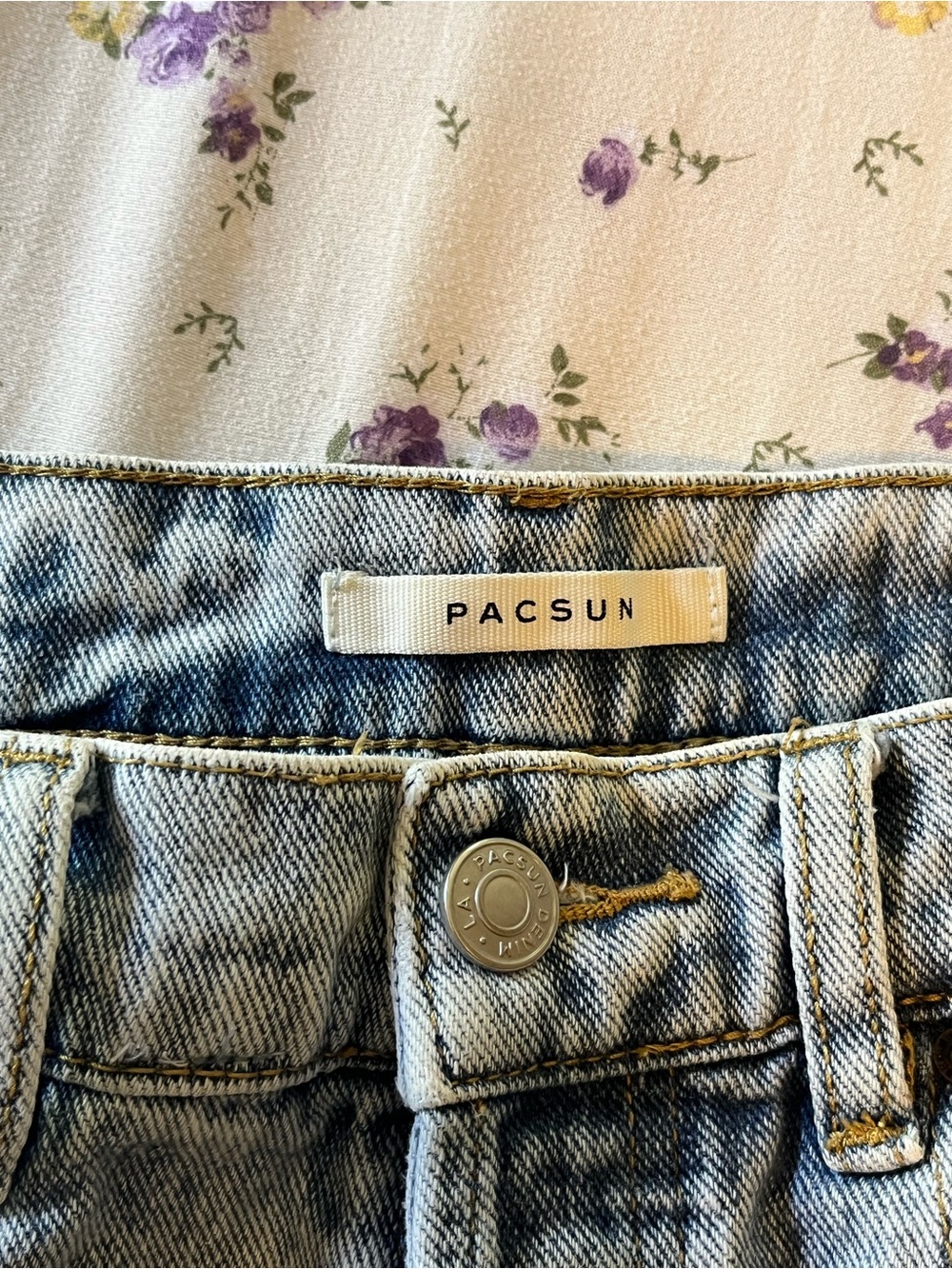 PacSun Washed Light Blue High-Rise Jeans
